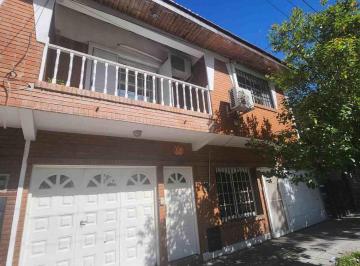 Departamento · 87m² · 3 Ambientes · Duplex en Venta en Joaquin V. Gonzalez 1400,lanus