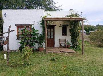 Casa · 40m² · 3 Ambientes · Venta Casa 3 Amb en Barrio Los Cardos