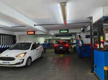 Garage · 16m² · Venta Cochera en Recoleta Oportunidad!