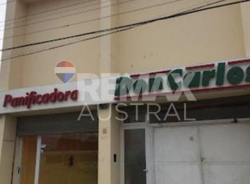 Local comercial · 750m² · 2 Locales en Av