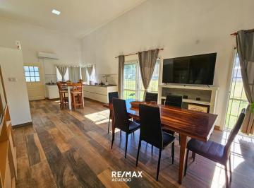 Casa · 231m² · 4 Ambientes · 1 Cochera · Venta Casa en Barrio Tierras de Fe Baradero