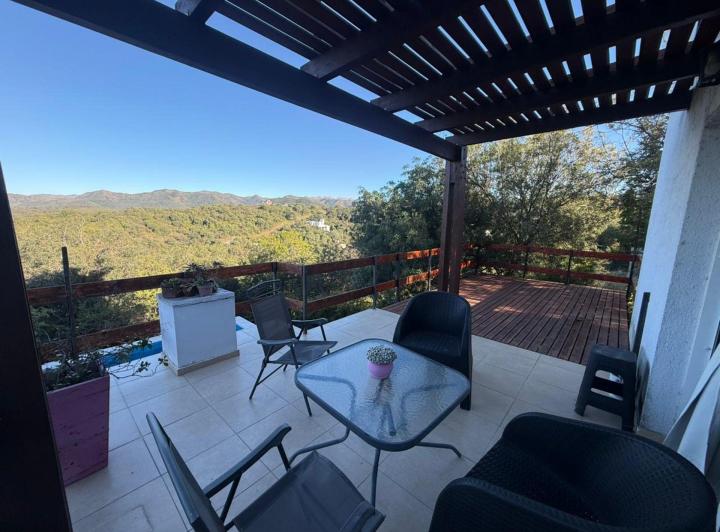 Casa · 176m² · 3 Ambientes · 2 Cocheras