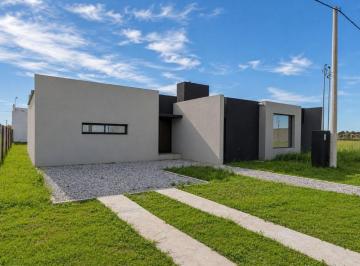 Casa · 88m² · 3 Ambientes · Venta Casa Ricardone - 2 Dorm.