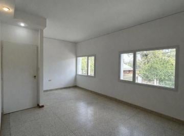 Oficina comercial · 130m² · Alquiler de Oficinas Consultorios, Cipolletti