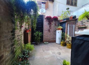 Casa · 66m² · 3 Ambientes · Venta Duplex 3 Ambientes Ramos Mejía con Patio