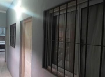 Casa · 140m² · 12 Ambientes · Venta Hotel Buena Retabilidad en Caseros