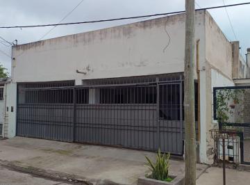 Casa · 189m² · 5 Ambientes · 2 Cocheras · Casa en El Barrio Jorge Newbery