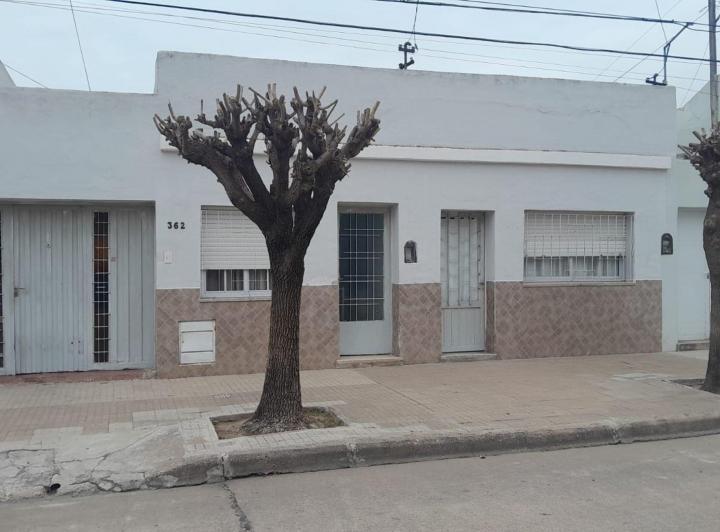 Casa · 279m² · 7 Ambientes · 2 Cocheras