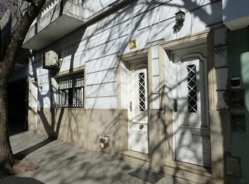 PH · 73m² · 4 Ambientes · Venta Amplio PH 4 Amb. Sin Exp. C/terraza, Flores