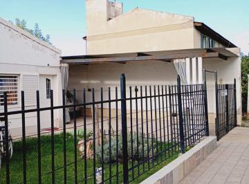 Casa · 72m² · 4 Ambientes · Venta de Casa!barrio Stefenelli