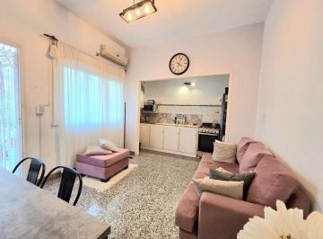 PH · 45m² · 2 Ambientes · Venta PH 2 Amb con Patio Propio Impecable Estado