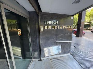 Oficina comercial · 200m² · 2 Cocheras · Alquileroficinas 200 m² Refaccionadas + 2 Cocheras