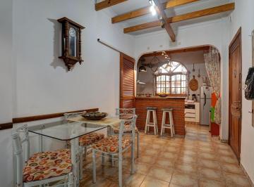 Departamento · 91m² · 3 Ambientes · Se Vende Depto 3 Amb C/patio y Parrilla V. Sarfield