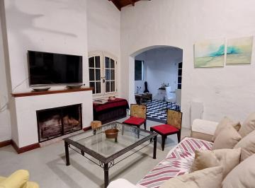 Casa de 4 ambientes, Malvinas Argentinas · San Carlos Country Casa