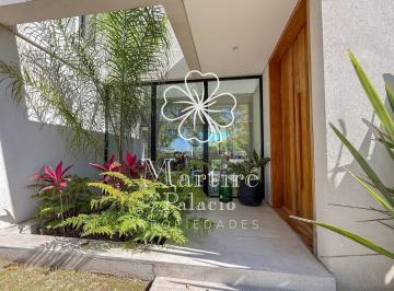Casa · 194m² · 4 Ambientes · 2 Cocheras · Venta Casa El Cantón 4 Ambientes
