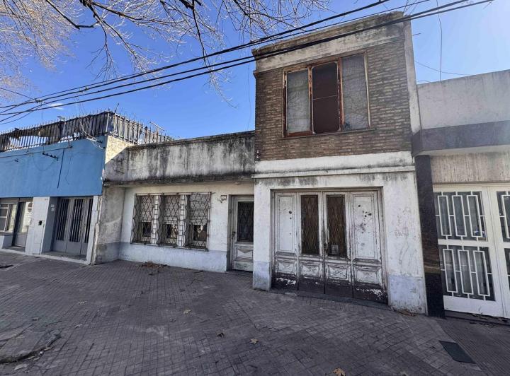 Casa · 150m² · 4 Ambientes · 1 Cochera