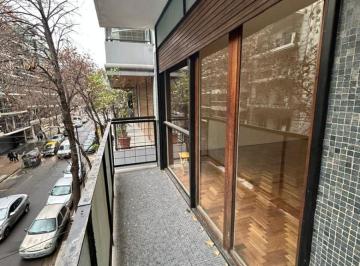 Departamento de 3 ambientes, Belgrano · Departamento 3 Ambientes con Dependencia de Servicio en Alquiler