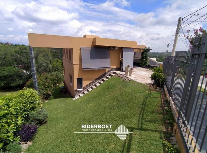 Casa · 160m² · 3 Ambientes