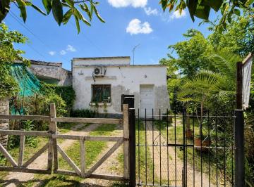 Terreno · 240m² · 3 Ambientes · 1 Cochera · Venta Casa Lote en Esquina Ideal Inversor Apto Crédito en Ing Maschwitz Centro Escobar
