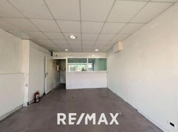 Local comercial · 37m² · Alquiler Local San Fernando, Al Frente, Visibilidad