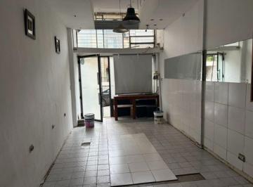 Local comercial , San Isidro · Local Varios Destinos - m Av