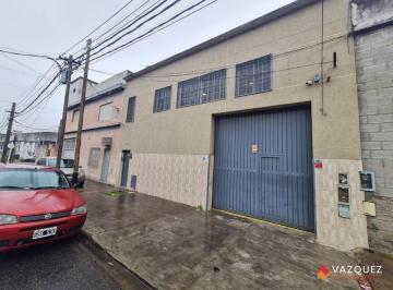Bodega-Galpón · 360m² · 1 Ambiente · 1 Cochera · Galpon en Alquiler en Zona Industrial