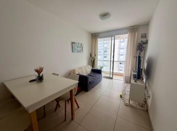 Departamento · 45m² · 2 Ambientes · Venta - Departamento. 1 Dormitorio con Balcón - B. La Sexta, Rosario