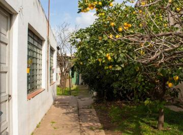 Casa · 62m² · 3 Ambientes · Venta Casa + Dpto Luis Guillon Apto Crédito