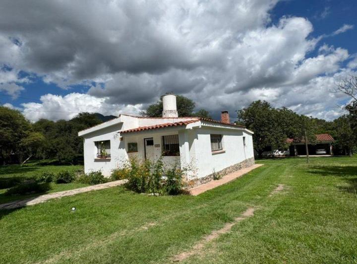Casa en venta en Capilla del Monte · 3 ambientes