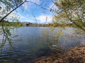 Terreno · 977m² · Venta Lote Laguna | Barrio San Isidro Labrador | Villa Nueva Tigre
