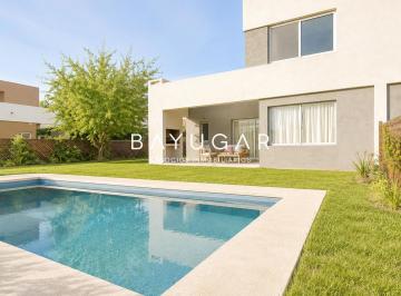 Casa · 100m² · 4 Ambientes · 4 Cocheras · Venta Casa - Barrio Casas del Este, Pilar del Este - Apto Credito