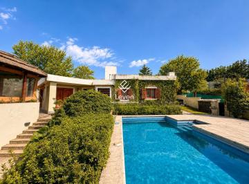 Casa · 420m² · 8 Ambientes · 2 Cocheras · Casa 3 Dorm. Apta Crédito Córdor Alto Villa Allende