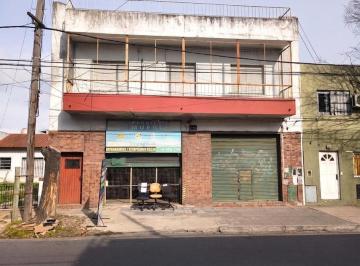 Local comercial · 360m² · 3 Ambientes · 1 Cochera · Locales en Venta