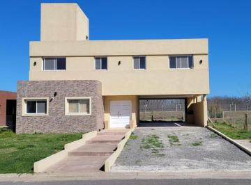 2.jpg · Alquiler Casa 4 Ambientes, San Sebastián, Área 9