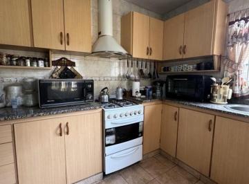 Casa · 111m² · 3 Ambientes · 1 Cochera · ¡Bajó Precio por Mudanza! Casa 4 Ambientes|garage|parrilla