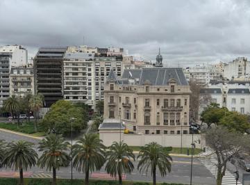 Departamento · 230m² · 5 Ambientes · 1 Cochera · Departamento en Retiro
