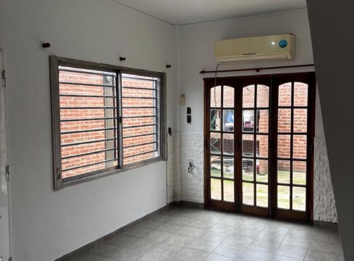 Casa · 70m² · 3 Ambientes · 1 Cochera