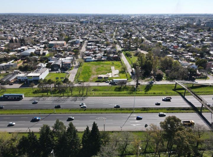 Terreno · 4600m²