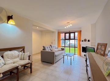 Casa · 118m² · 4 Ambientes · 2 Cocheras · Venta | Duplex 3 Ambientes con Parque y Cochera | Caisamar