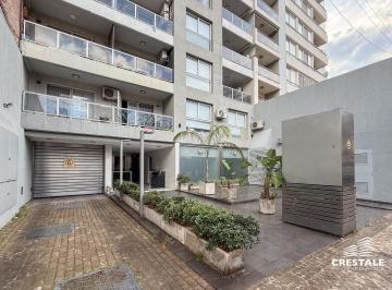 Garage · 12m² · Venta - Cochera Doble Pasante en Barrio Lourdes, Rosario.