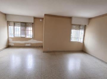 Casa · 148m² · 4 Ambientes · 2 Cocheras · Casa 3 Dorm. Patio Verde Apta Credito