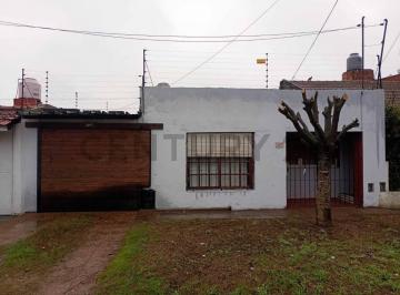 Casa · 143m² · 3 Ambientes · 1 Cochera · Venta Casa 3 Ambientes Mar del Plata Parque y Garage