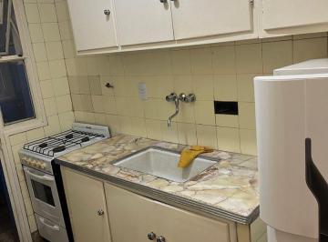 Departamento de 2 ambientes, Balvanera · Av Pueyrredón Al 800 2 Amb.