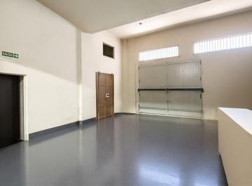 Depósito · 484m² · Deposito en Venta 500 m Doble Acceso en Flores