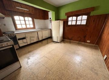 PH · 141m² · 4 Ambientes · PH 4 Ambientes en Primer Piso con Terraza, Balcón y Lavadero – Remedios de Escalada