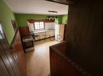 PH · 141m² · 4 Ambientes · PH 4 Ambientes en Primer Piso con Terraza, Balcón y Lavadero – Remedios de Escalada