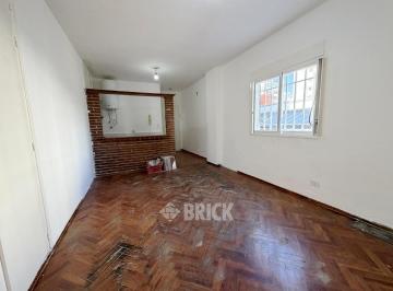 Departamento · 39m² · 2 Ambientes · Azcuenaga y Av Corrientes - 39 m² Impecable Todo Sol Apto Profesional