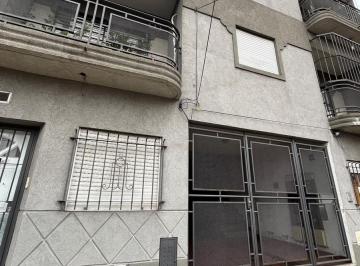 Departamento · 38m² · 2 Ambientes · Departamento en Alquiler 2 Ambientes con Balcón y Terraza Propia en Villa Luzuriaga