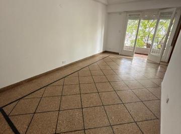 Oficina comercial de 1 ambiente, La Matanza · Consultorio, Oficina, Showroom Sobre Arieta 1º Piso