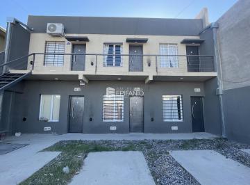Departamento · 50m² · 2 Ambientes · 1 Cochera · Alquiler - Depto 1 Dormitorio con Patio y Entrada de Auto - Zona Iupa - A036